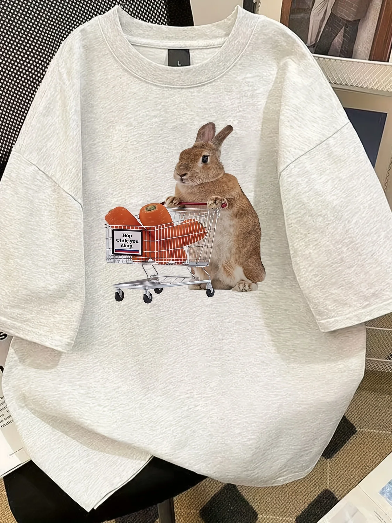 Loose-Fit Bunny Graphic T-Shirt